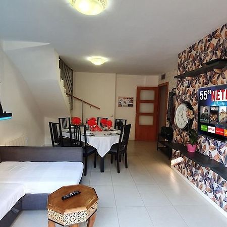 Apartamentos Atico Airport Barcelona, Terraza Y Barbacoa Viladecáns Eksteriør bilde